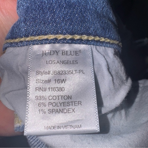 Judy Blue KENNA MID RISE‎ BLEACH WASHED CUFFED BOYFRIEND Size 16W - Picture 5 of 6